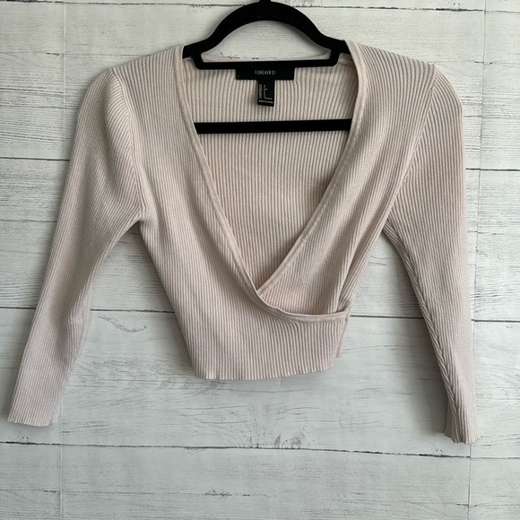 Forever 21 Ribbed Long Sleeve Crop Top | SIZE S - Picture 2 of 6